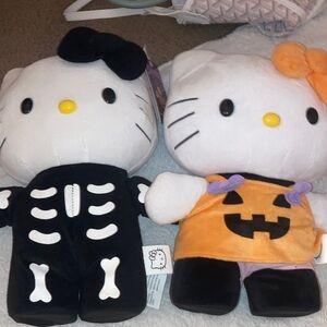 Hello Kitty Halloween Side Stepper with Pumpkin and Ghosts